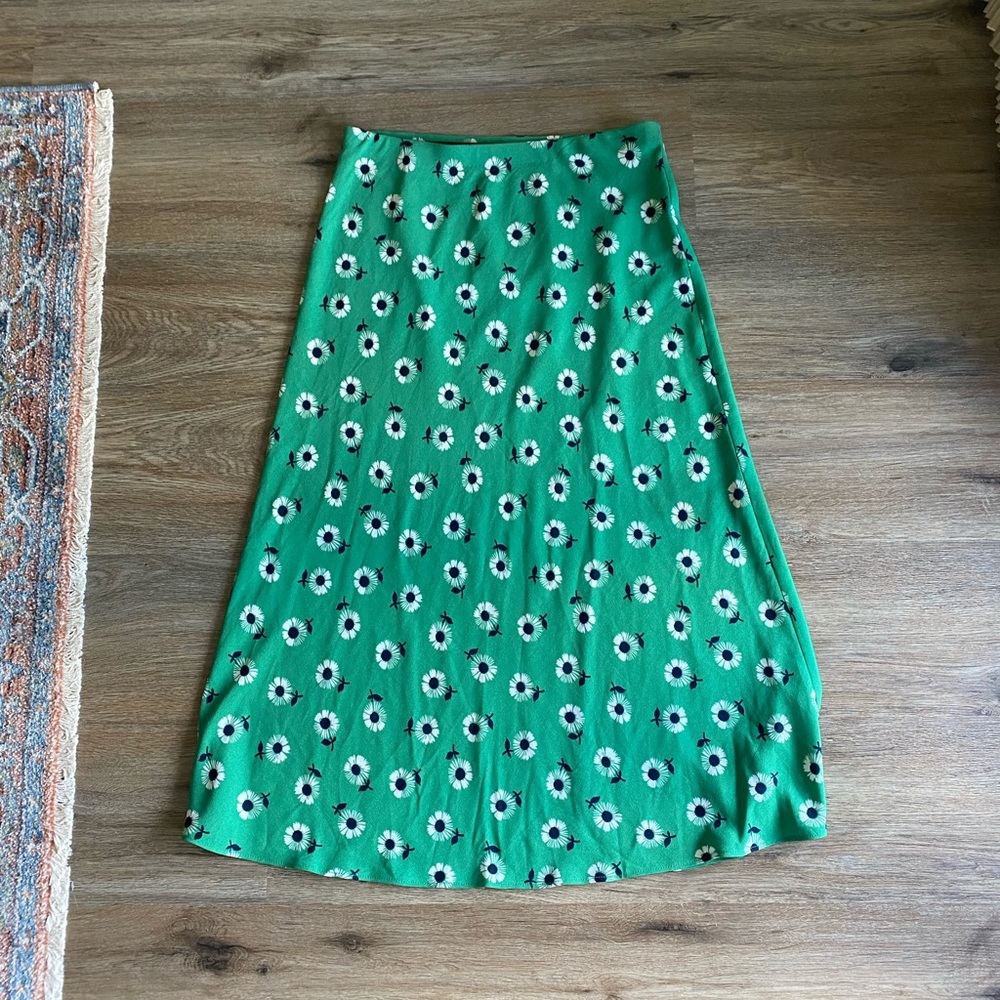Halogen Green Midi Skirt 💚